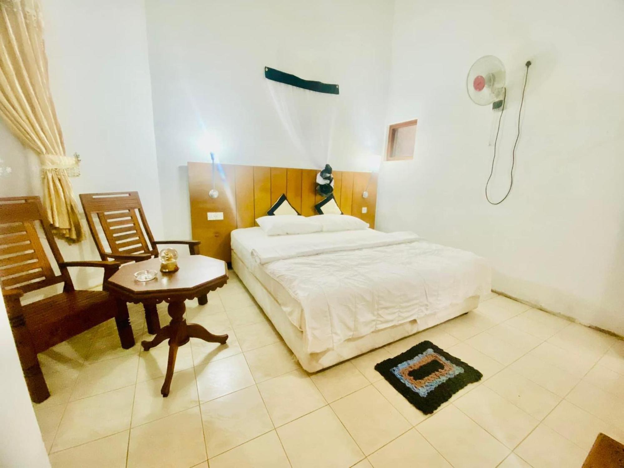 Hikka Paradise Guest House Hikkaduwa Exterior foto